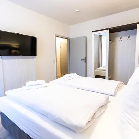 Am Haus 1 9 Hotel *