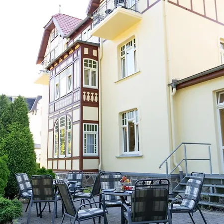 Hotel Am Haus 1 9 *